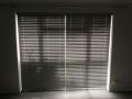 wood venetian blinds75