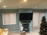 electric motorised blinds90
